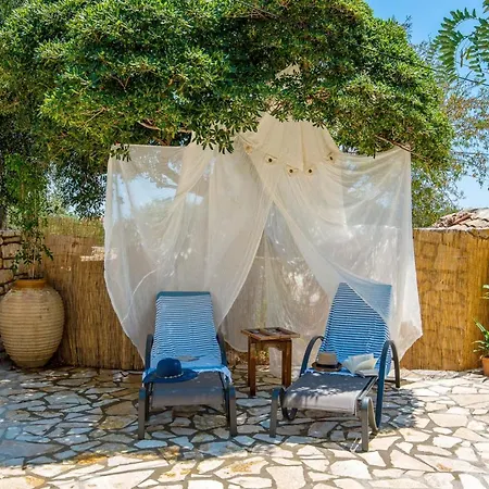Acacia By Aglaia V Holiday home